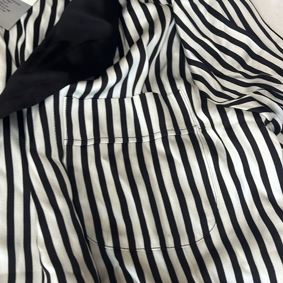 Ralph Lauren’s purple label black-white shiny viscose coat-dressing M in Italy. - Picture 8 of 16